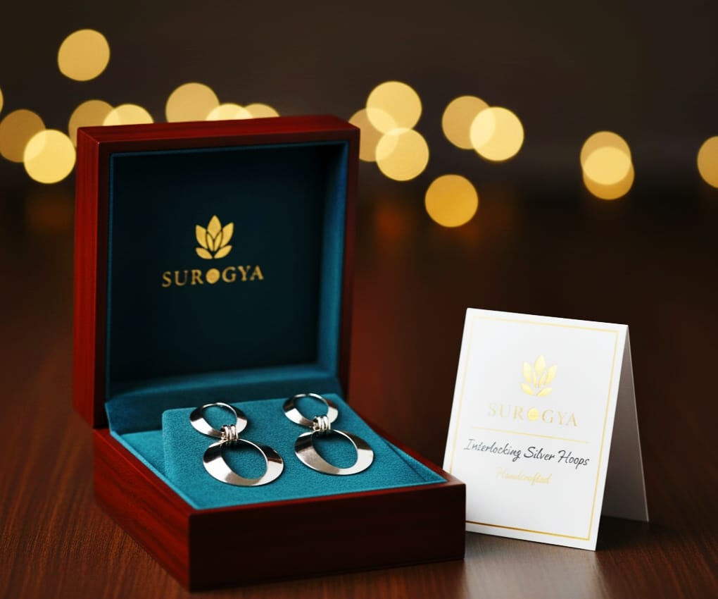 Elegant Interlocking Silver Hoops Earrings - Handcrafted Sterling Silver