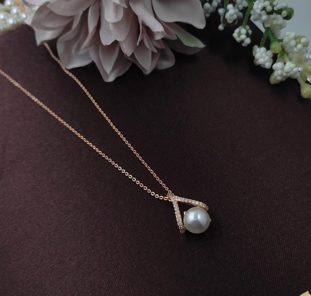 Modern Solitaire Look Pendant with Chain