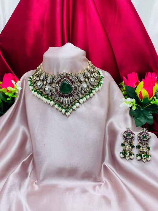 Royal Emerald Choker Necklace Set with Earrings – New Arrival