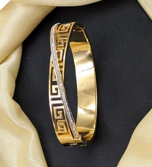 Surogya Gift-Ready Stylish Bracelet
