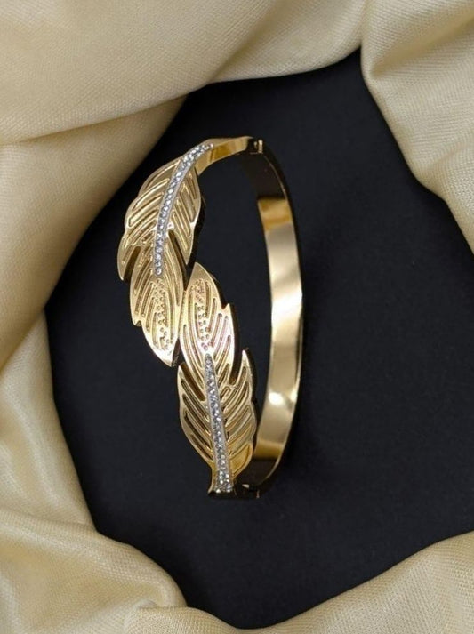 Surogya Trendy Fashion Bracelet for Girls