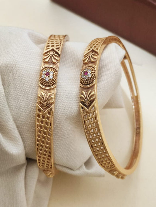 Surogya Elegant Party Wear Bangles