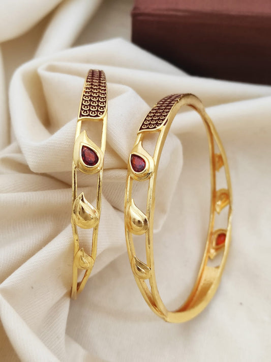 Surogya Elegant Designer Bangles Set