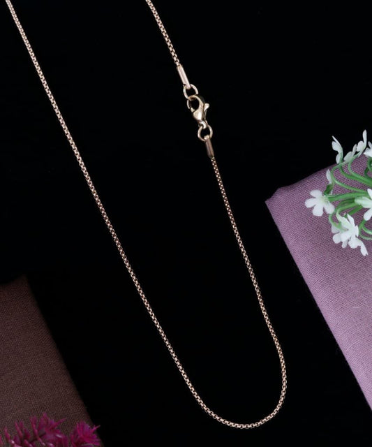 Classic Gold Finish Chain for Women