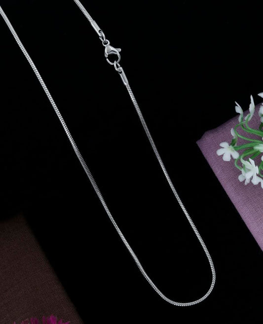 Lightweight Chain for Office & Daily Wear